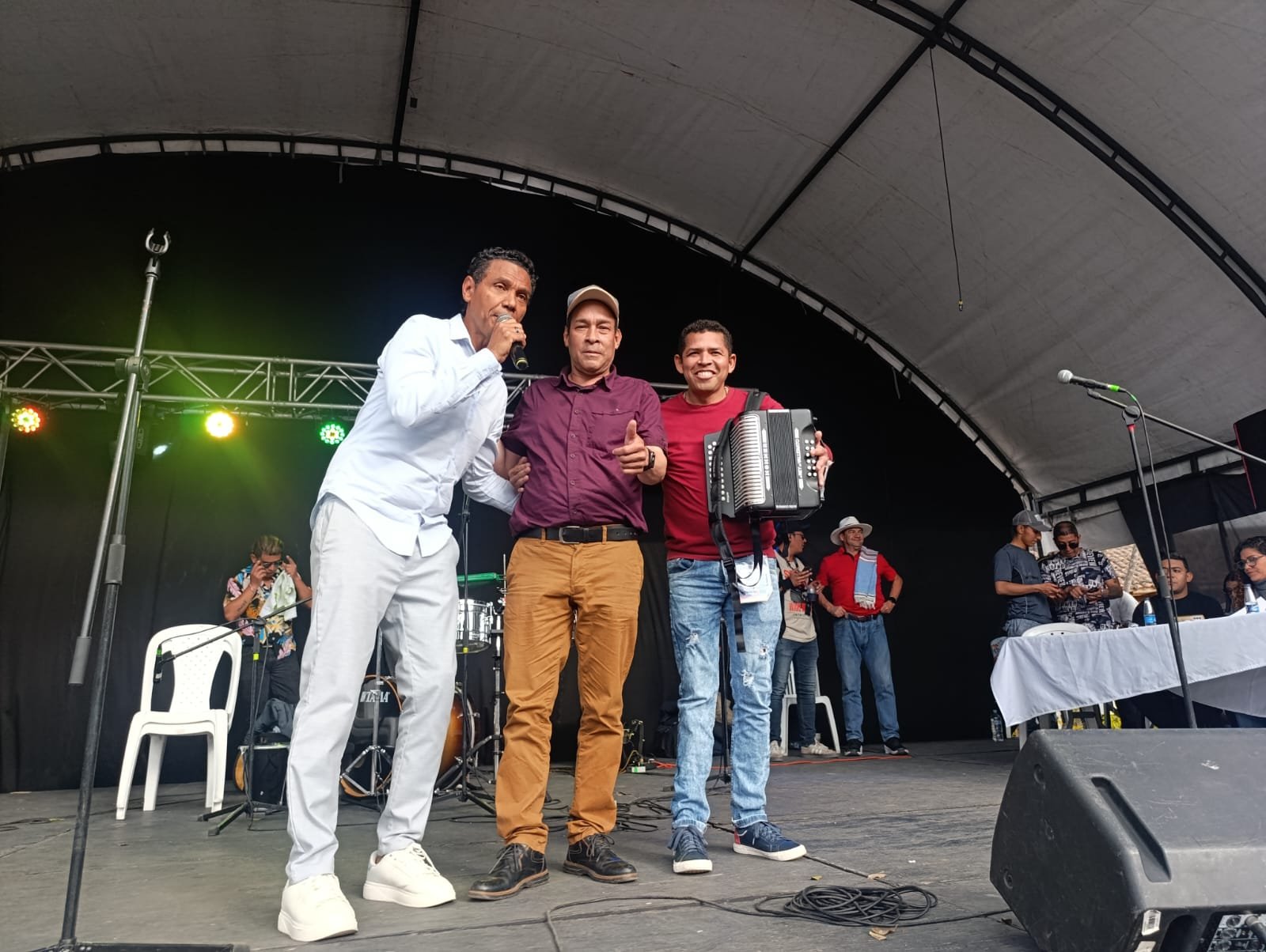 Parranda de cumpleaños con La Dinastía Vallenata.